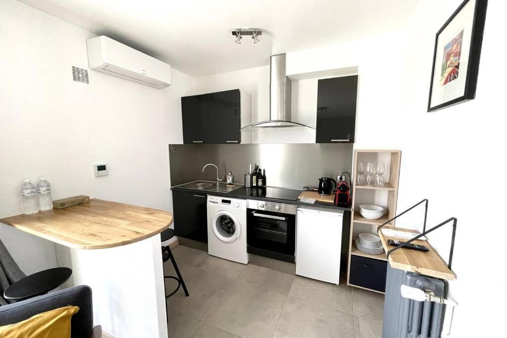 Mon Appart'Hotel - Climatisation Avec Parking Gratuit Brive-la-Gaillarde Esterno foto