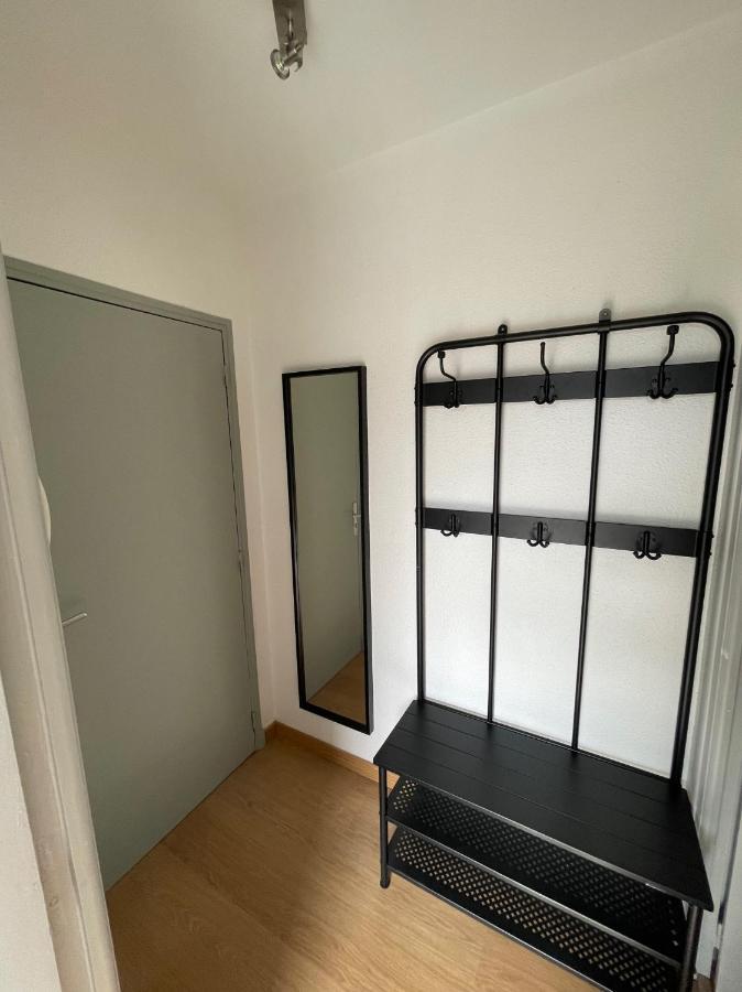Mon Appart'Hotel - Climatisation Avec Parking Gratuit Brive-la-Gaillarde Esterno foto